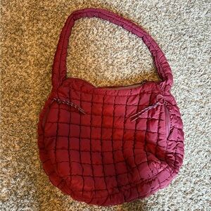 Quilted shoulder bag